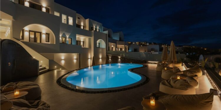 Kudos Suites Firostefani